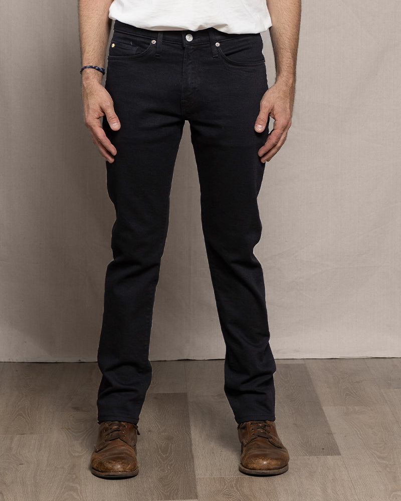 Brodie Taper - Comfort 12oz - Black Rinse