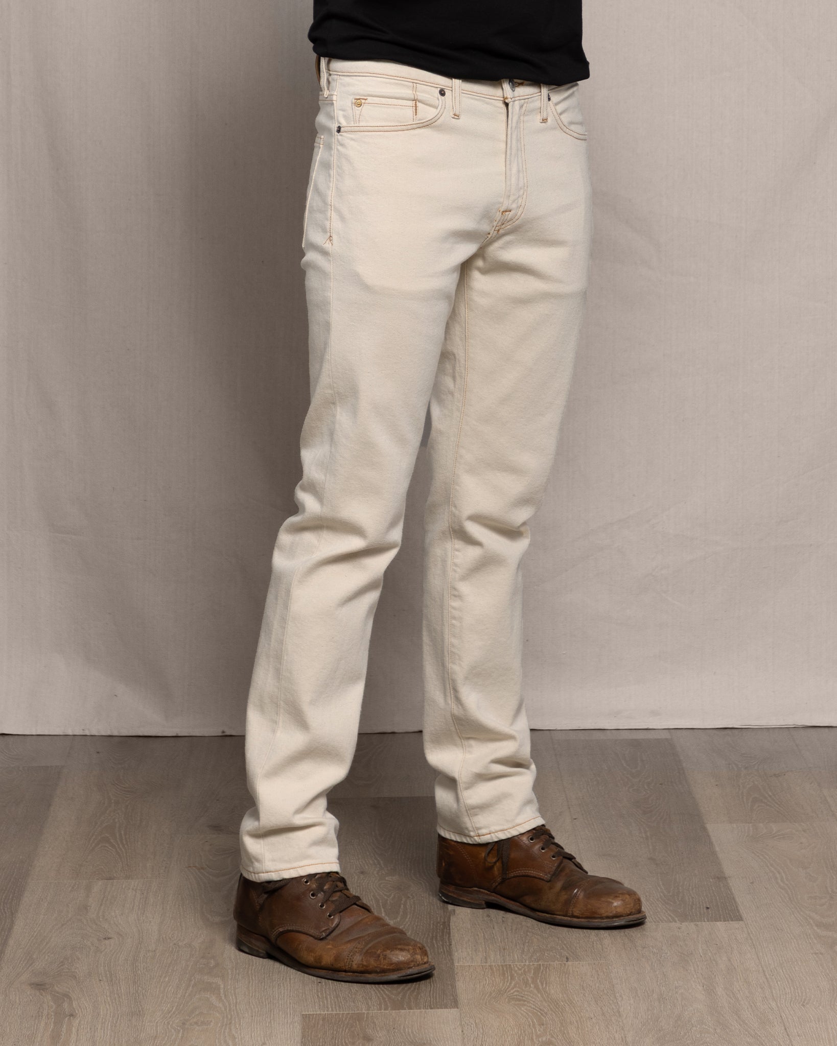 Brodie Taper - Comfort 12oz - Ecru Rinse