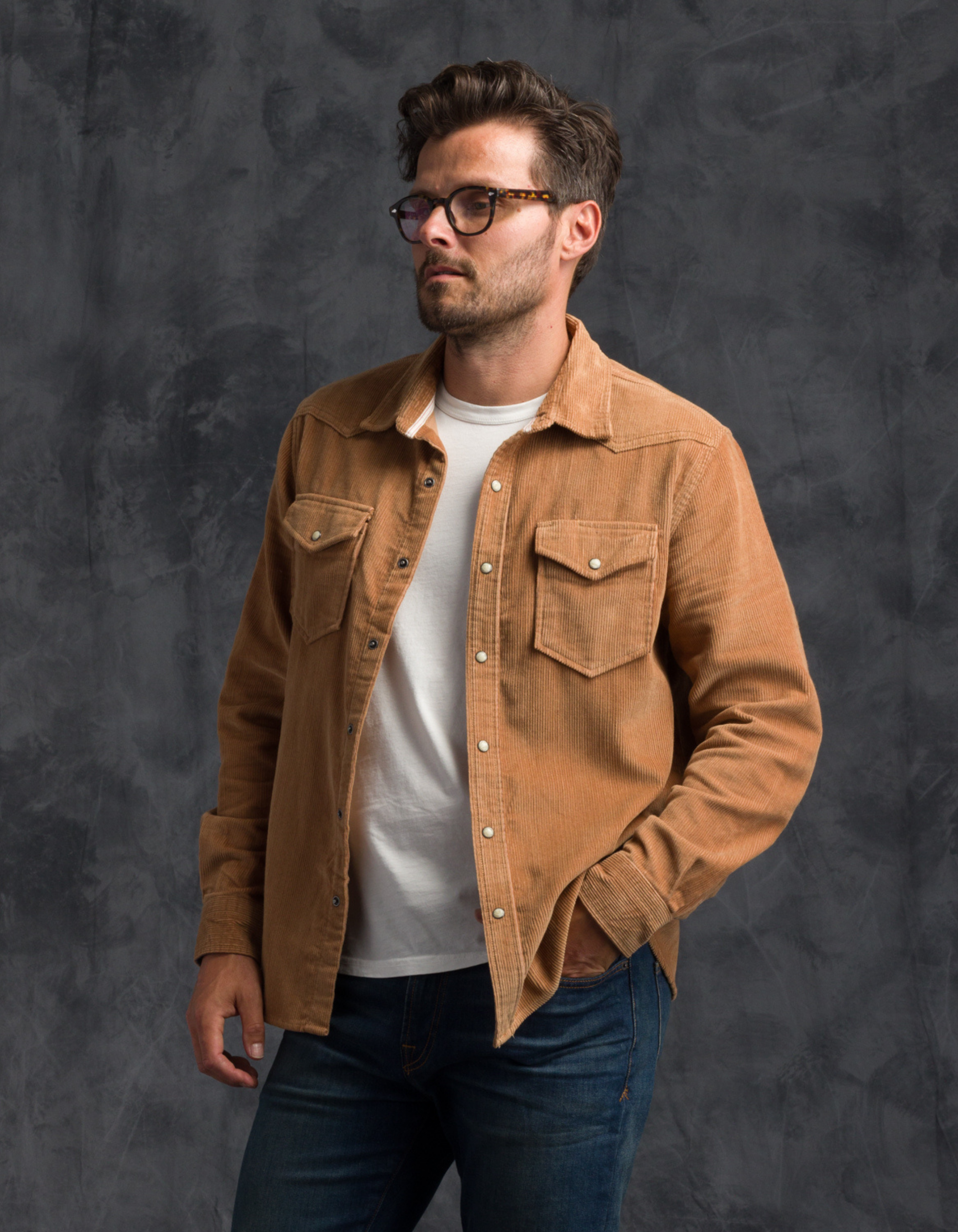 Corduroy Western Shirt - Saddle Brown
